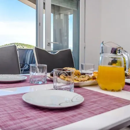 Апартаменты Katic