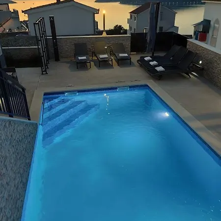 Katic Апартаменты