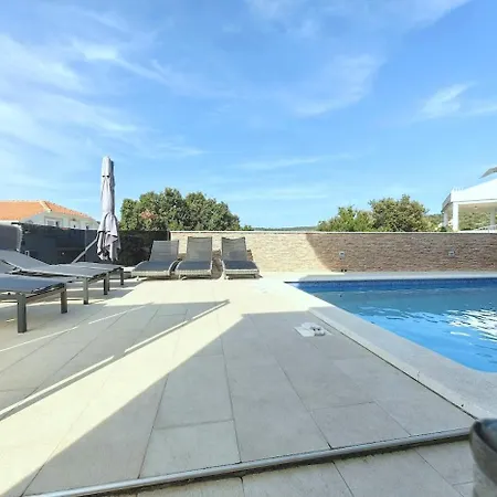 Katic Апартаменты *