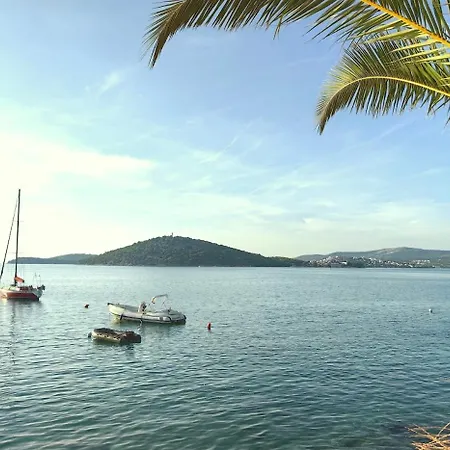 Katic Апартаменты Ражань