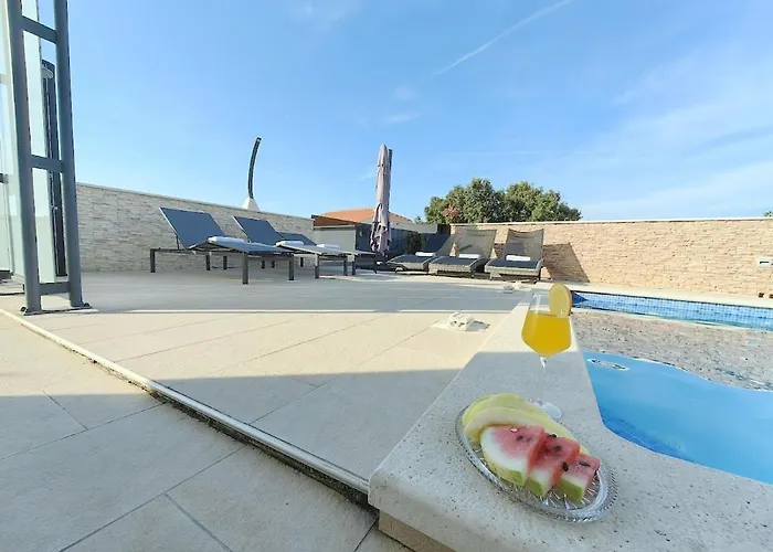 Katic דירה Ražanj