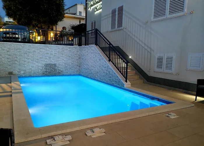 דירה Katic Ražanj